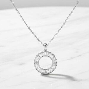 Ladies Silver Round CZ Necklace - Brand New